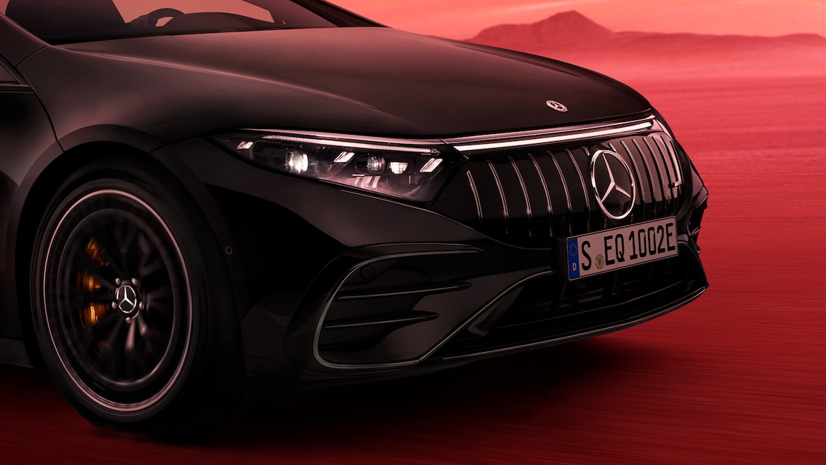 Frontal side view of the EQS Saloon from Mercedes-Benz.