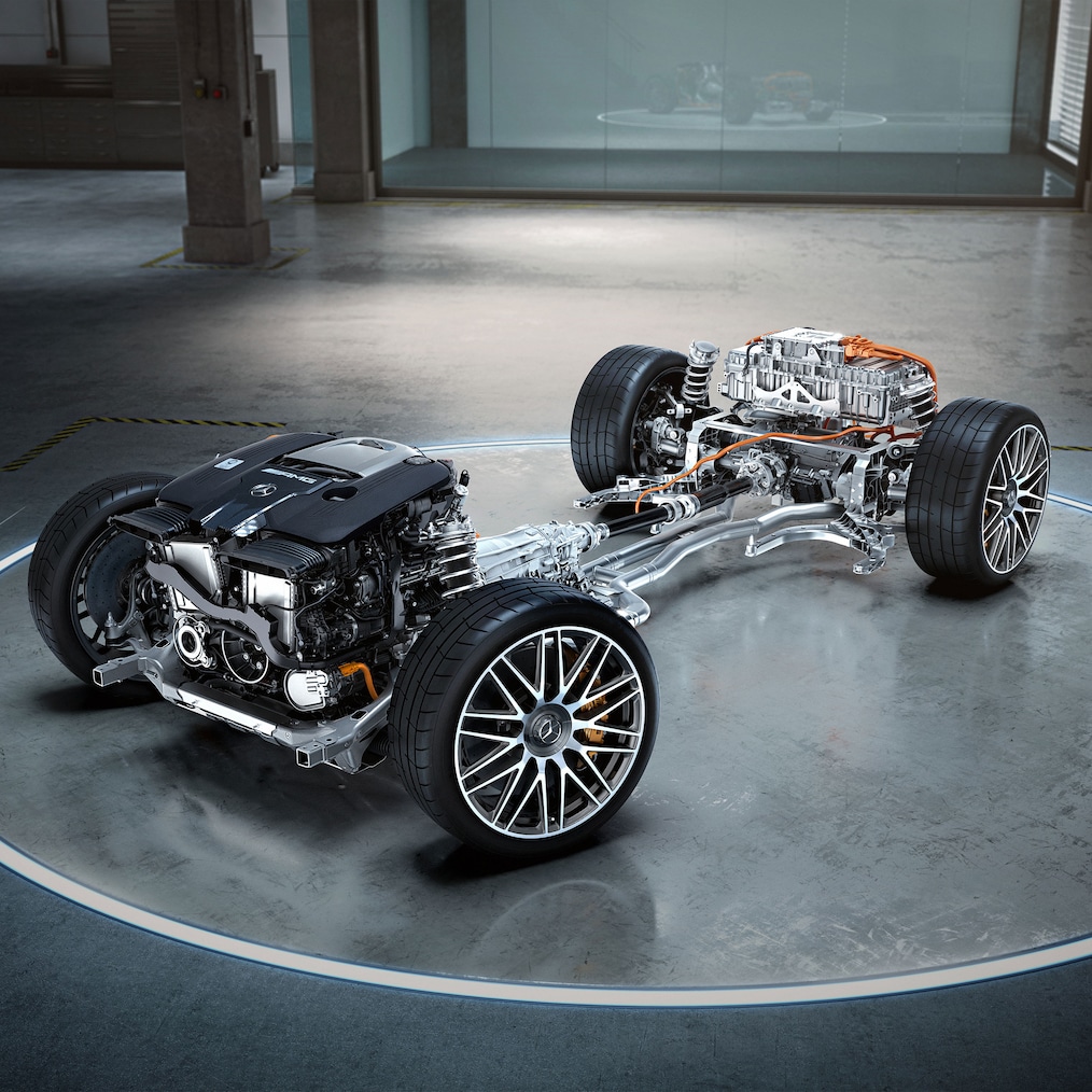 The hybrid drivetrain of the Mercedes-AMG SL 63 S E PERFORMANCE.