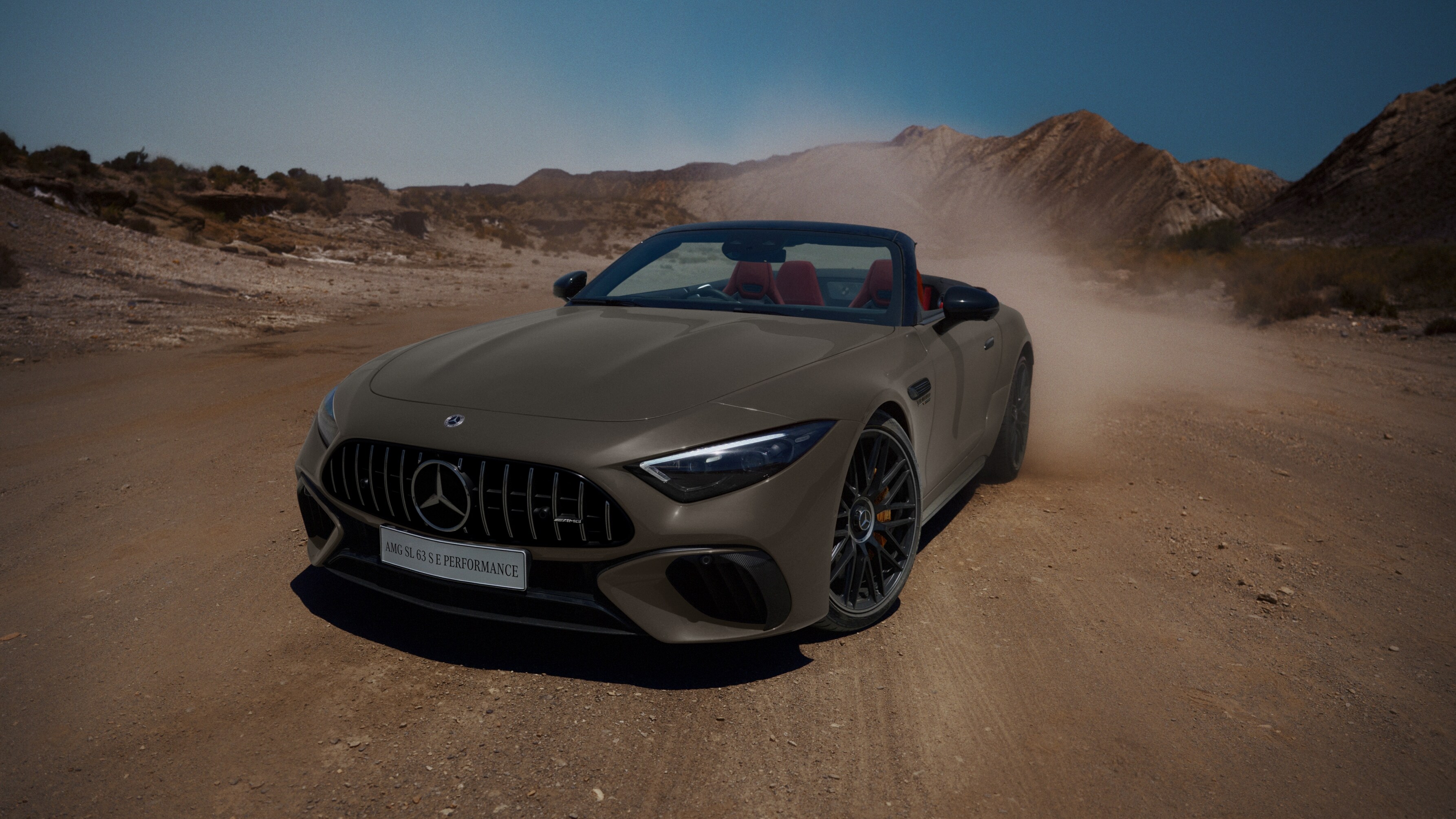 The new Mercedes-AMG SL 63 S E PERFORMANCE