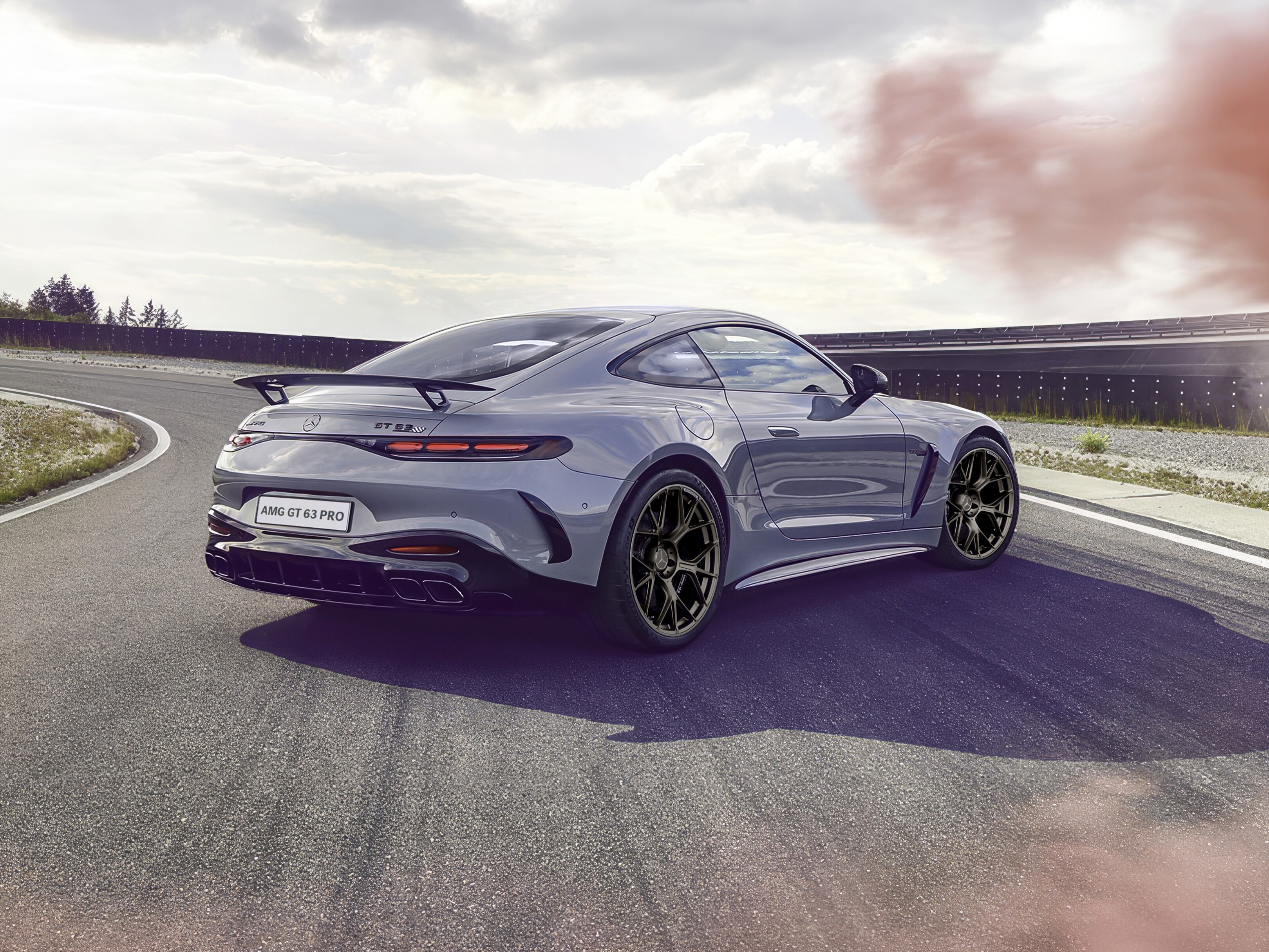 mercedes-amg-gt63-back-part2