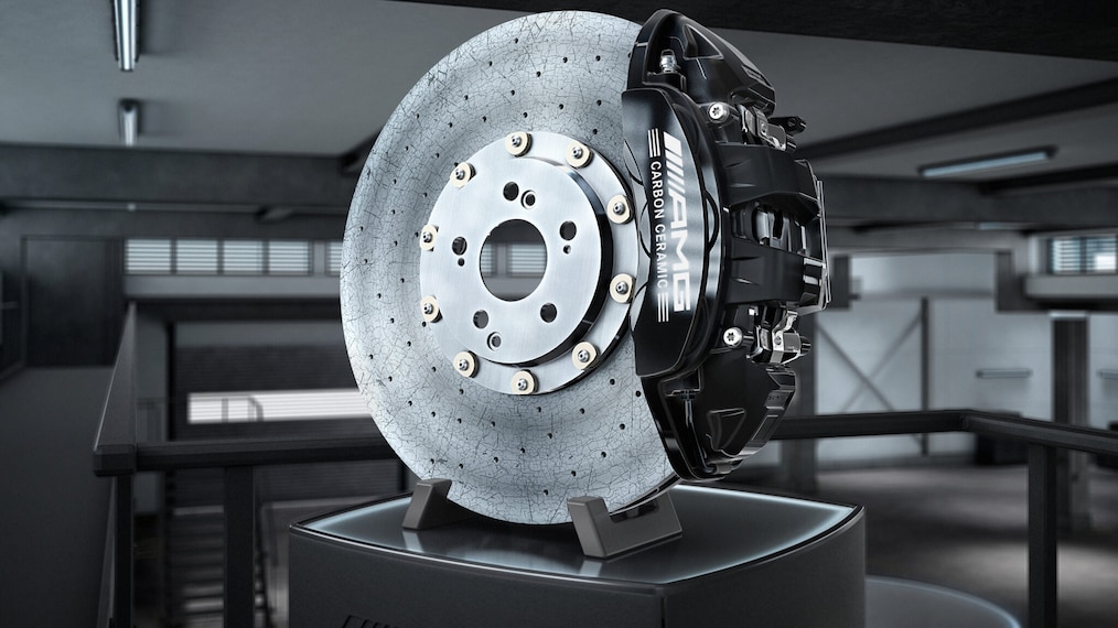 Close-up of the AMG Ceramic High-Performance Composting Braking System