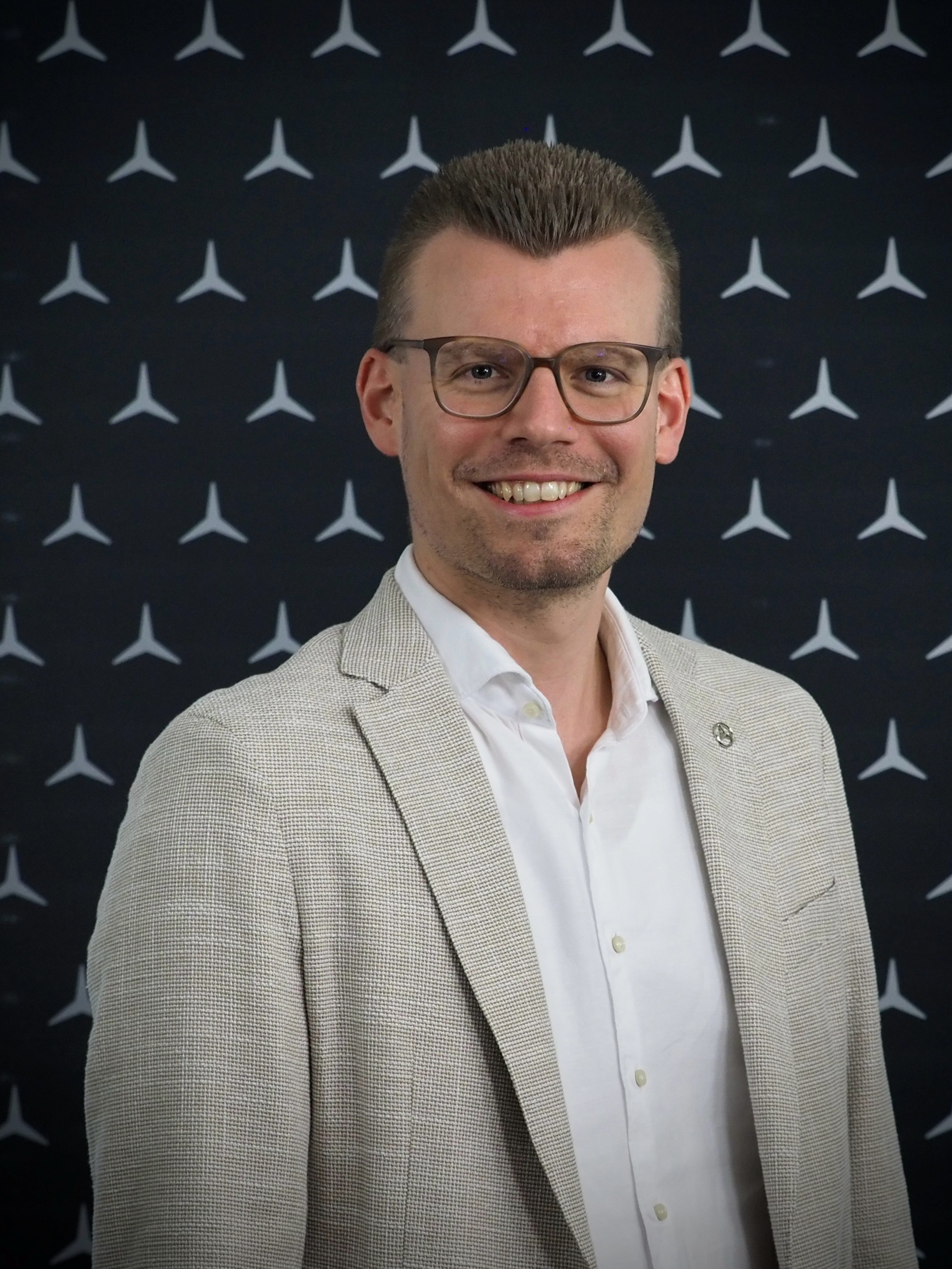 Mercedes-Benz appoints Kevin Barbian as Chief Operating Officer (COO), Mercedes-Benz Cars Malaysia. Mercedes-Benz appoints Kevin Barbian as Chief Operating Officer (COO), Mercedes-Benz Cars Malaysia.