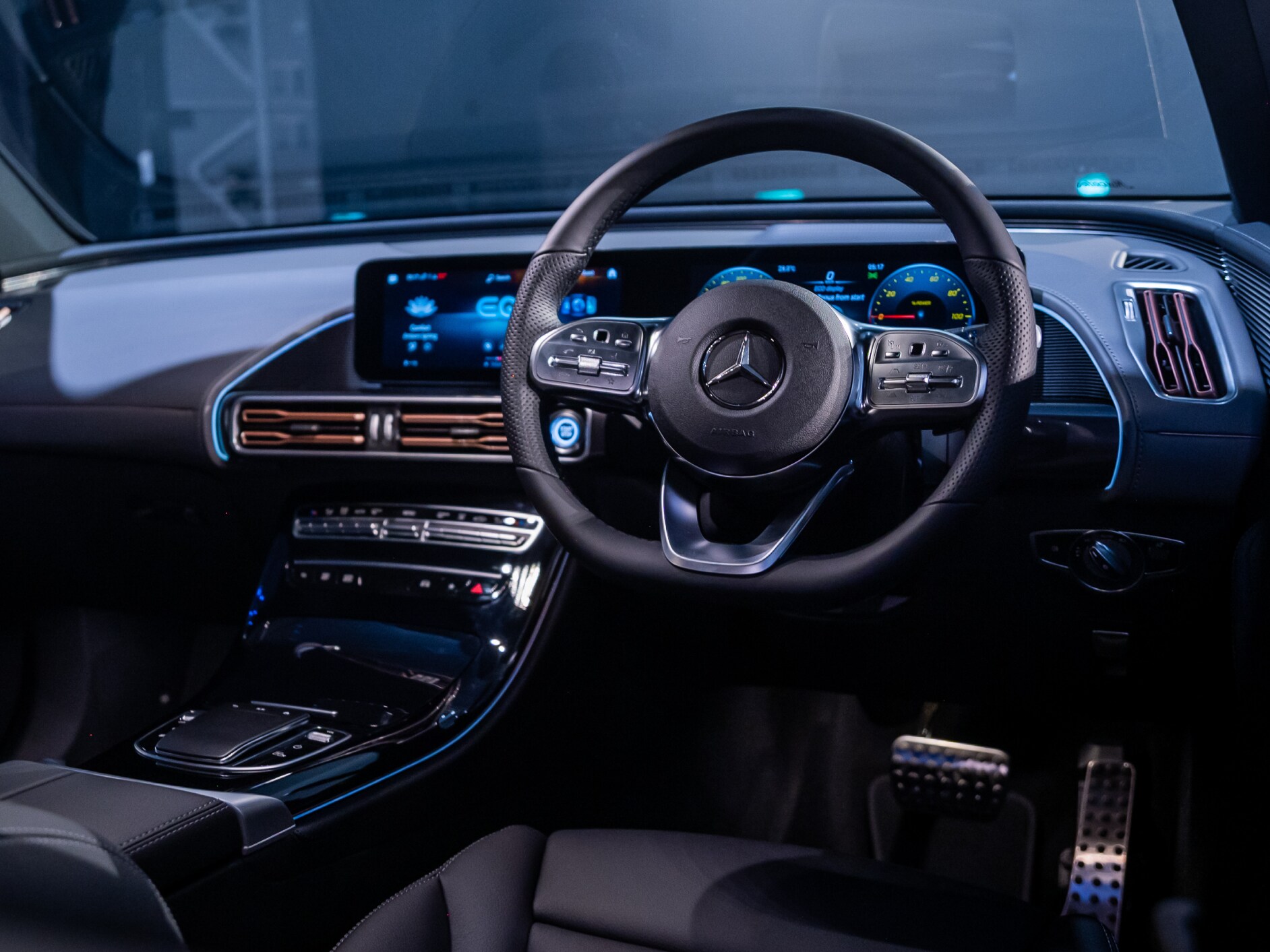 Image of the EQC interior