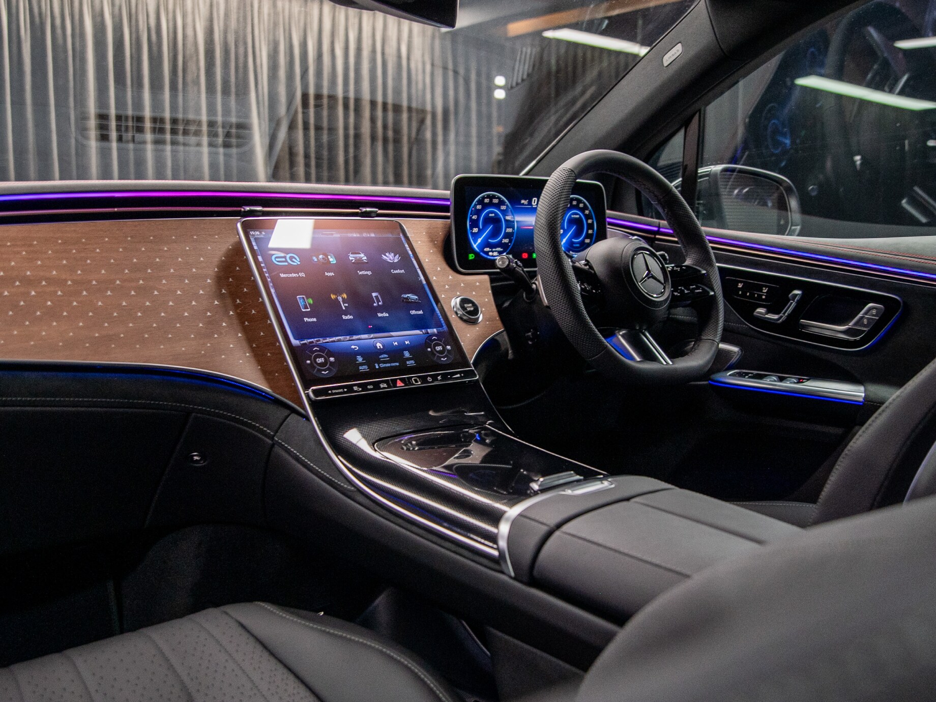 Interior of the EQE SUV