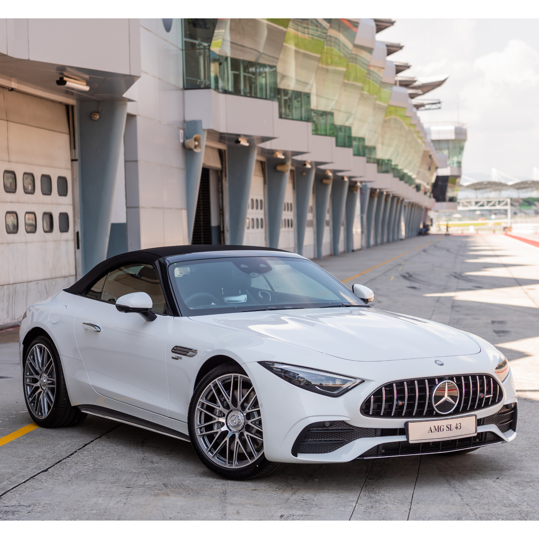 The new Mercedes-AMG SL 43 - News & Events Article Front side image of the Mercedes-AMG SL 43