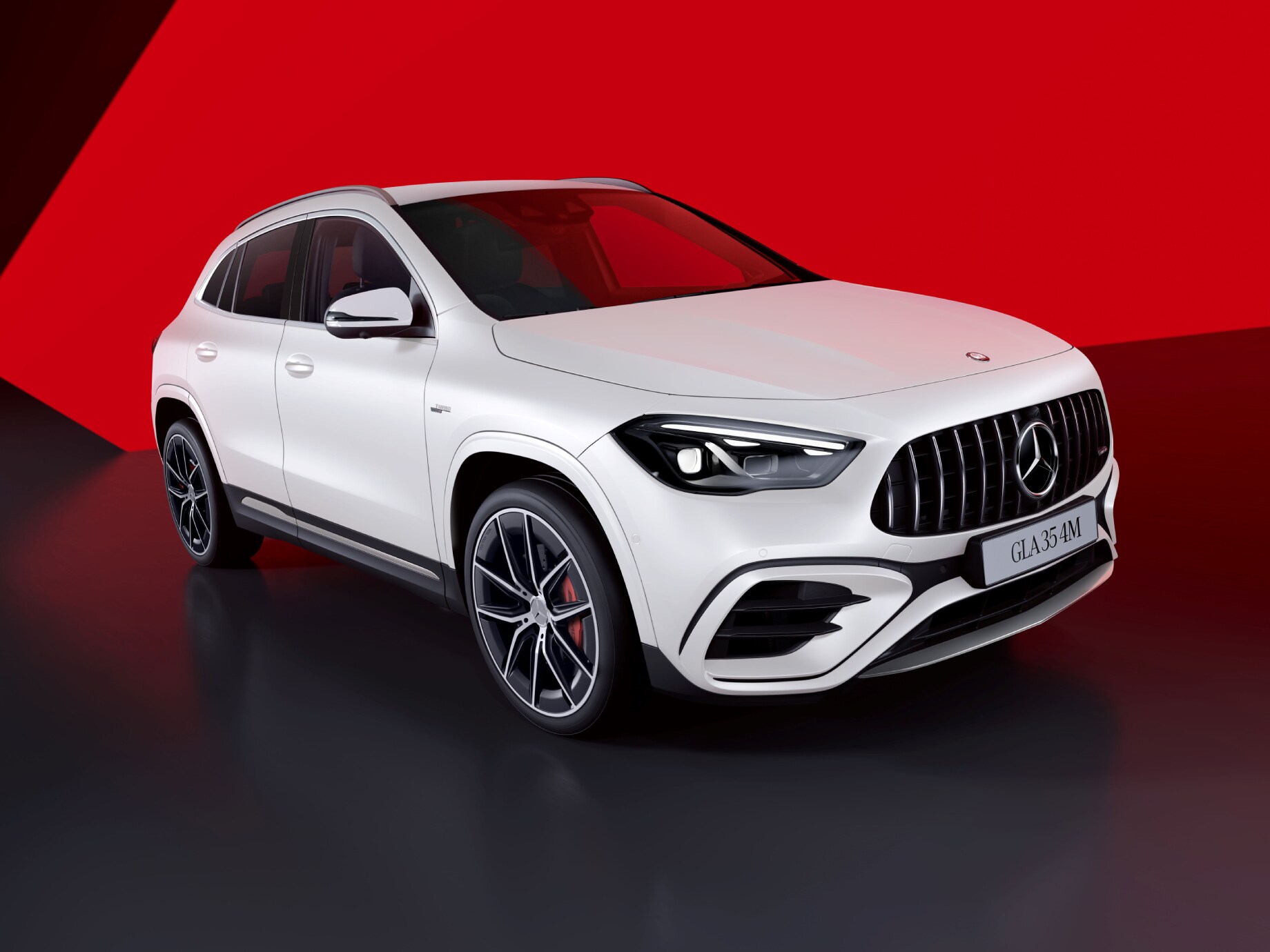 Front side image of the new GLA 35 4MATIC