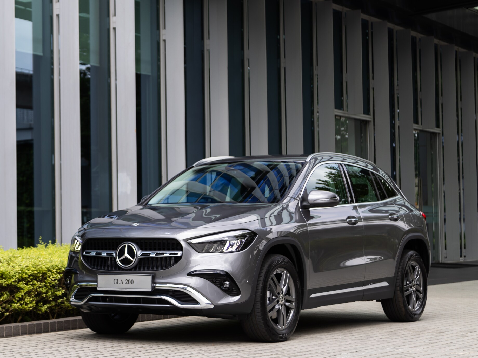 Front side image of the new GLA 200