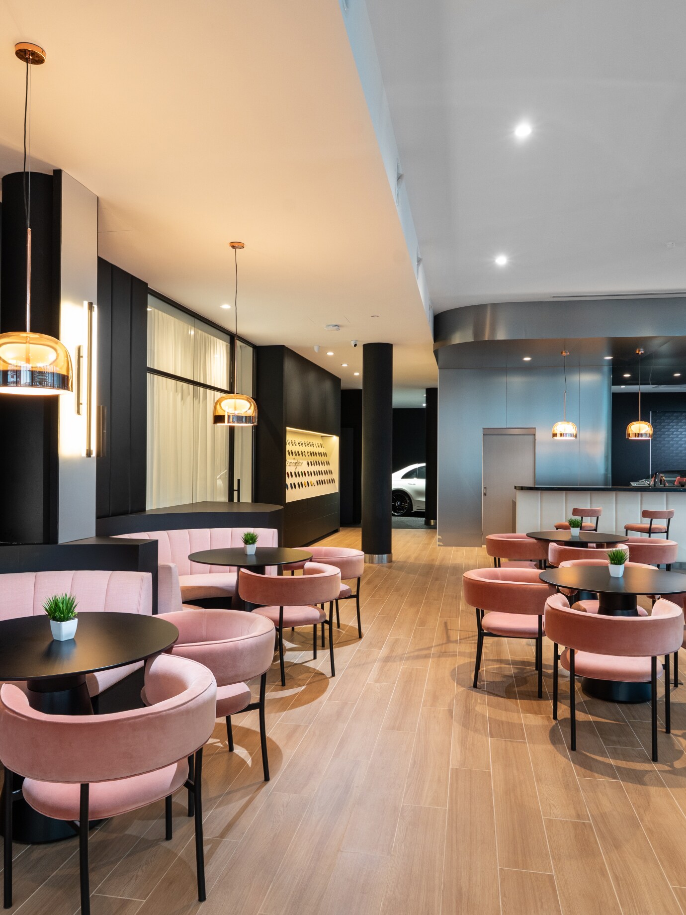 stars-mercedes-benz-bangsar