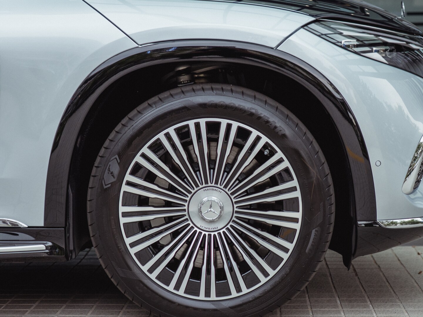 Mercedes-Maybach EQS SUV