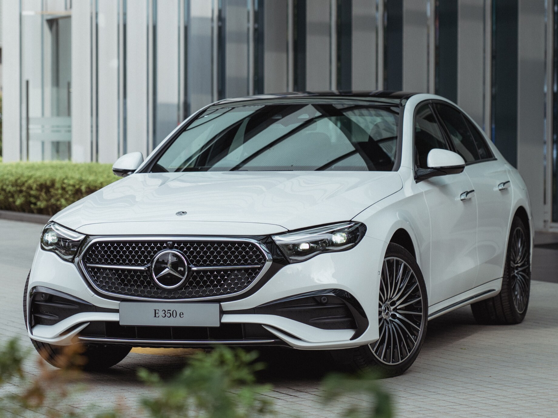 e-class-launch-e350e